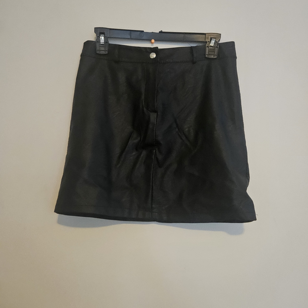 Boohoo Black Faux Leather Skirt